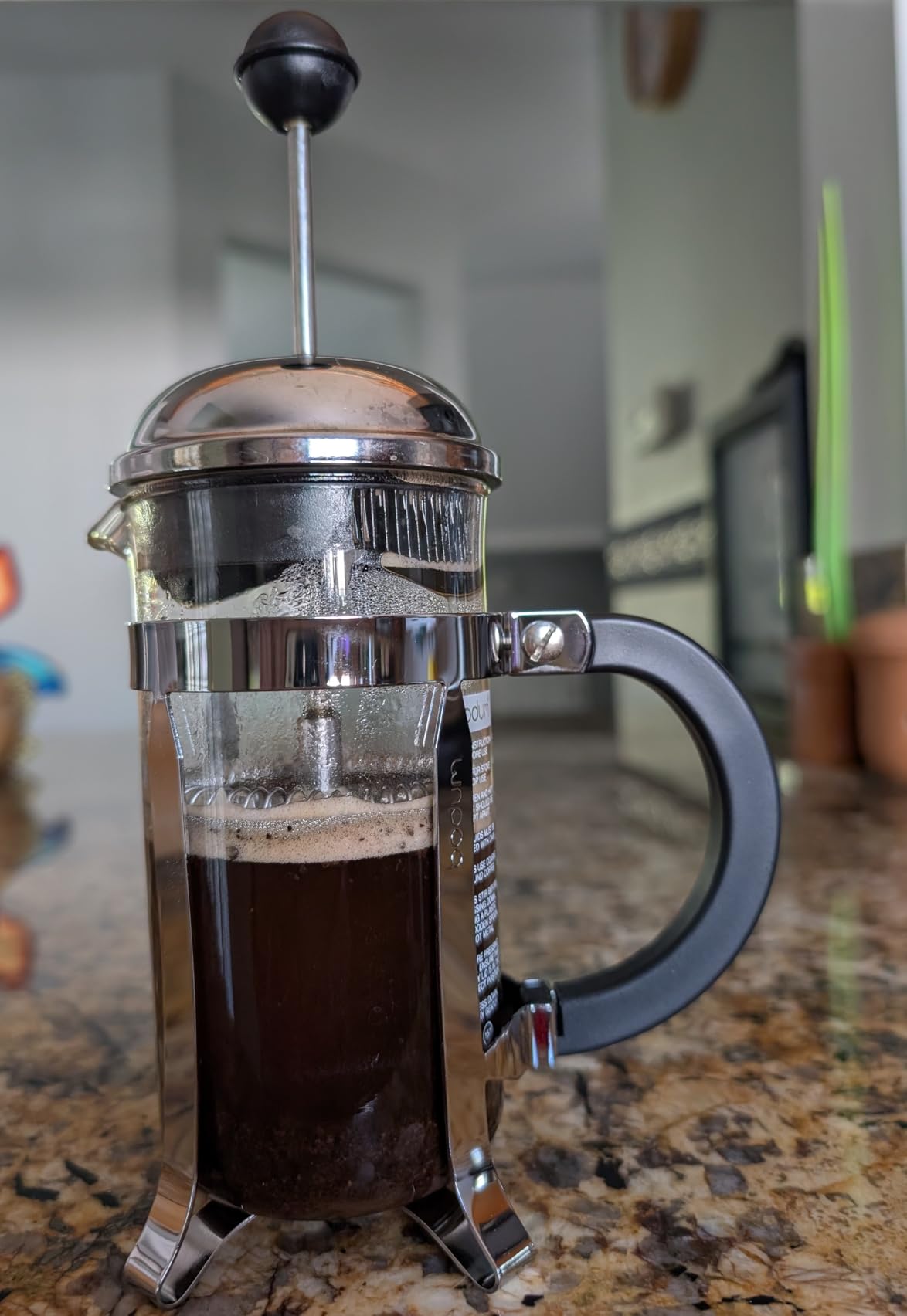 Bodum 34oz Chambord French Press Coffee Maker, High-Heat Borosilicate Glass, Polished Stainless Steel, Made in Portugal customer photo 2