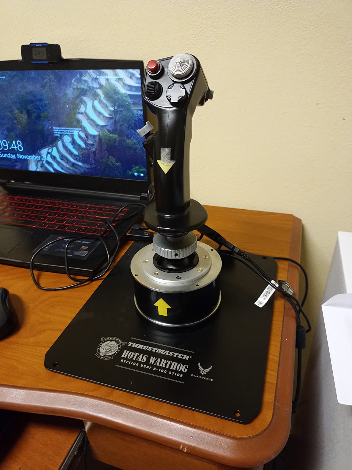 Thrustmaster HOTAS Warthog A10 Replica Flight Stick & Throttle Set - PC | 1:1 A-10C USAF licensed replica, H.E.A.R.T sensors, dual-engine control, 55 programable buttons, 8-way hat, all-metal build customer photo 1
