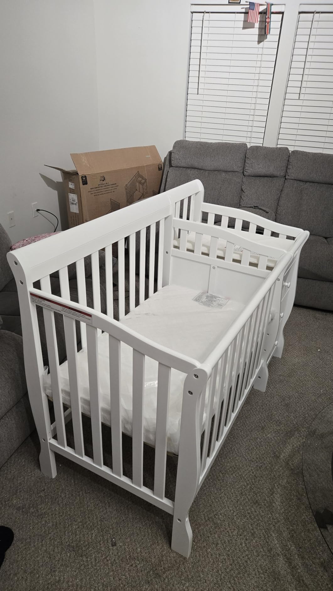 Dream On Me Jayden 4-in-1 Convertible Mini Baby Crib with 3 Drawer Changer | Converts to Daybed & Twin Size Bed, Wooden Crib with Mattress, 3 Adjustable Heights, GREENGUARD Gold & BSA Verified, White customer photo 2
