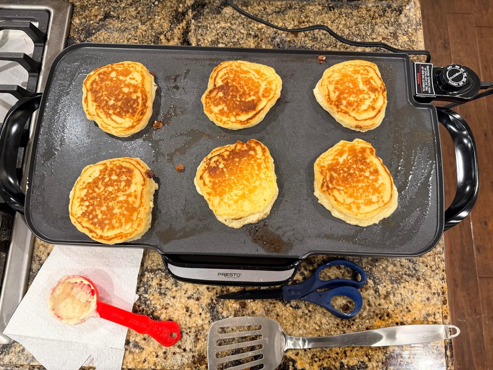 Presto 07061 22-Inch Electric Ceramic Griddle customer photo 2