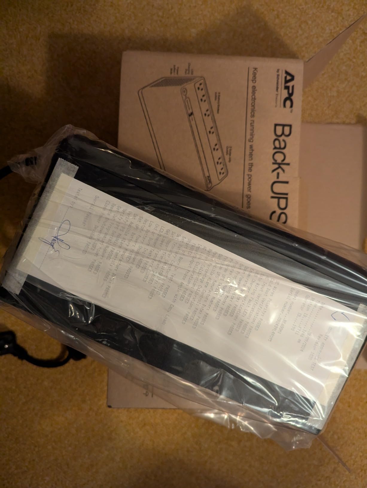 APC Battery Backup 650VA/390W Uninterruptible Power Supply for PC, BE650G1 customer photo 1