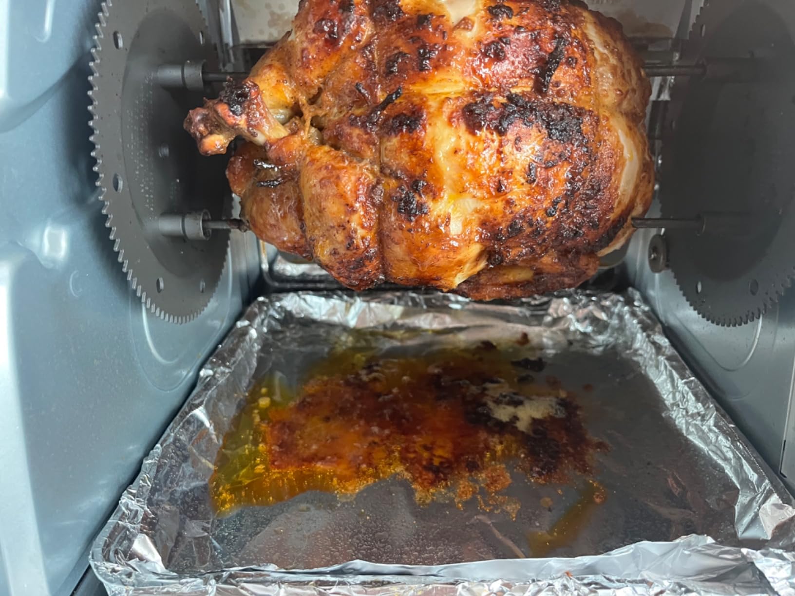Ronco Showtime Large Capacity Rotisserie & BBQ Oven Modern Edition, Simple Switch Controls, Silicone Door Tie, Perfect Preset Rotation Speed, Self-Basting, Auto Shutoff, Stainless Steel customer photo 1