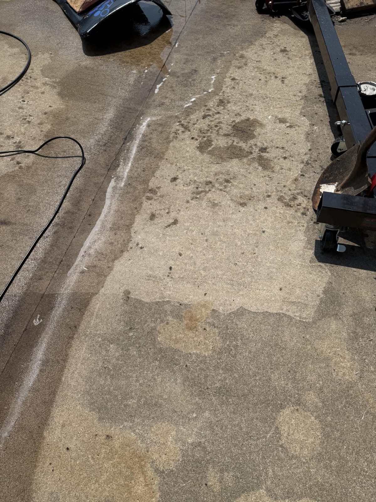 Sun Joe SPX3000 Electric Pressure Washer, 2030 PSI PWMA Rated 1.76 GPM, Dual Detergent Tanks, 5 Quick-Connect Spray Tips, for Patios, Driveways, Sidewalks customer photo 2