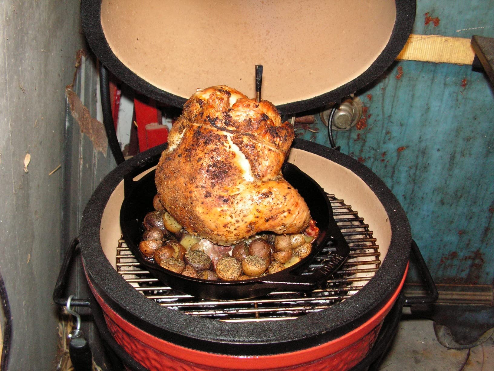 Kamado Joe Joe Jr 13.5-inch Portable Ceramic Charcoal Grill with Grill Stand, Stainless Steel Cooking Grate, Heat Deflectors and Ash Tool in Red, Model KJ13RH customer photo 2