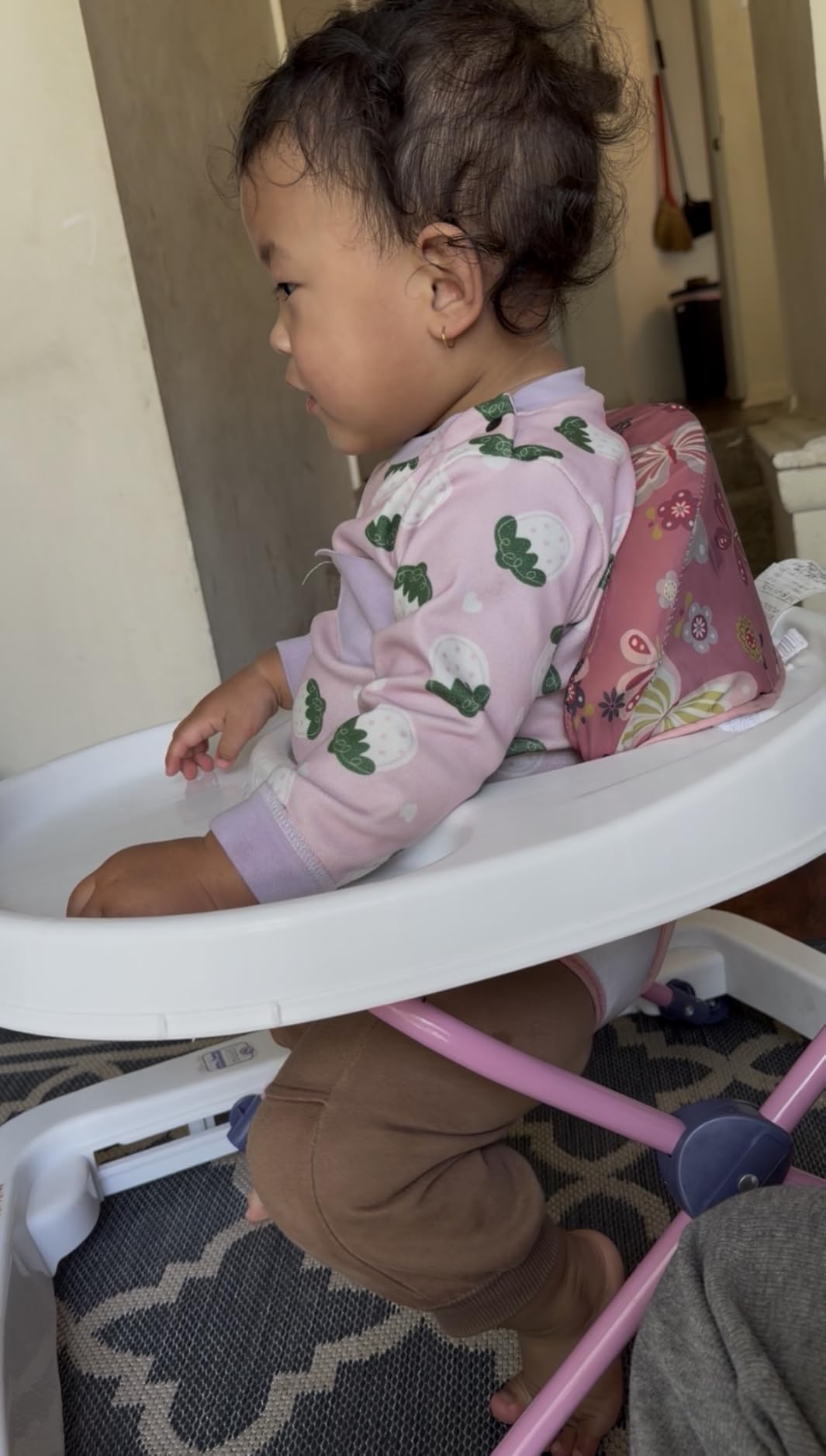 Smart Steps Trend Activity Walker with Removeable Toy Bar, Multi-Directional Front Wheels, Tray, Adjustable Height and Flat Fold Frame for Storage, Ages 6 Months +, Emily Pink customer photo 2