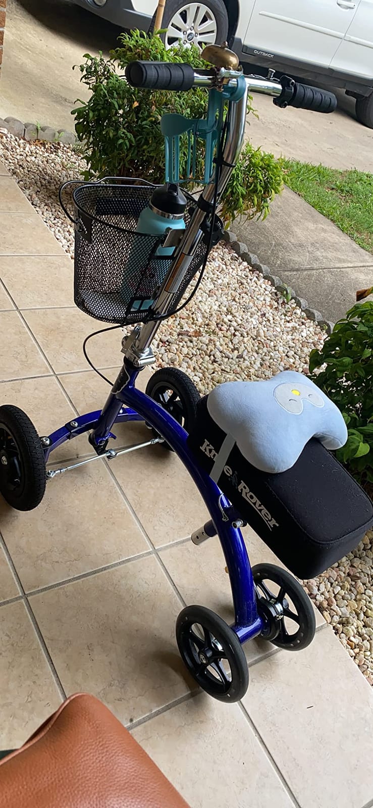 KneeRover Hybrid All Terrain Knee Scooter for Adults, Blue | Heavy Duty Knee Walker For Foot Surgery, Broken Ankle Foot Injuries, Leg Recovery Scooter, Knee Crutch Alternative customer photo 2