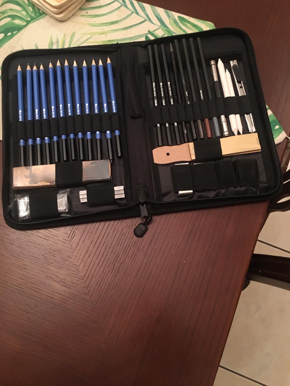 Castle Art Supplies 40 Piece Drawing, Sketching and Charcoal Set for Artists | Pencils, charcoal, and graphite for artists, professionals, and beginners alike - carry-anywhere zipper case included customer photo 2