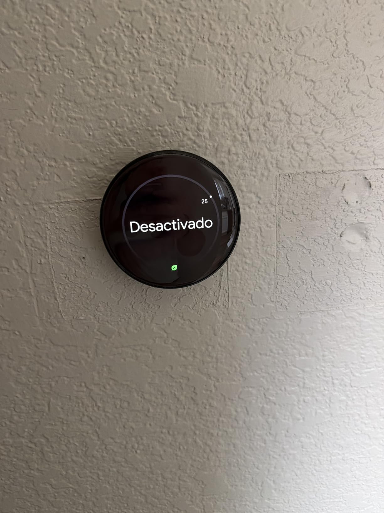 Google Nest Learning Thermostat (4th Gen, 2024) with Nest Temperature Sensor - Energy Saving Smart Thermostat - Compatible with Alexa, Apple HomeKit and Google Home App - Polished Gold customer photo 2