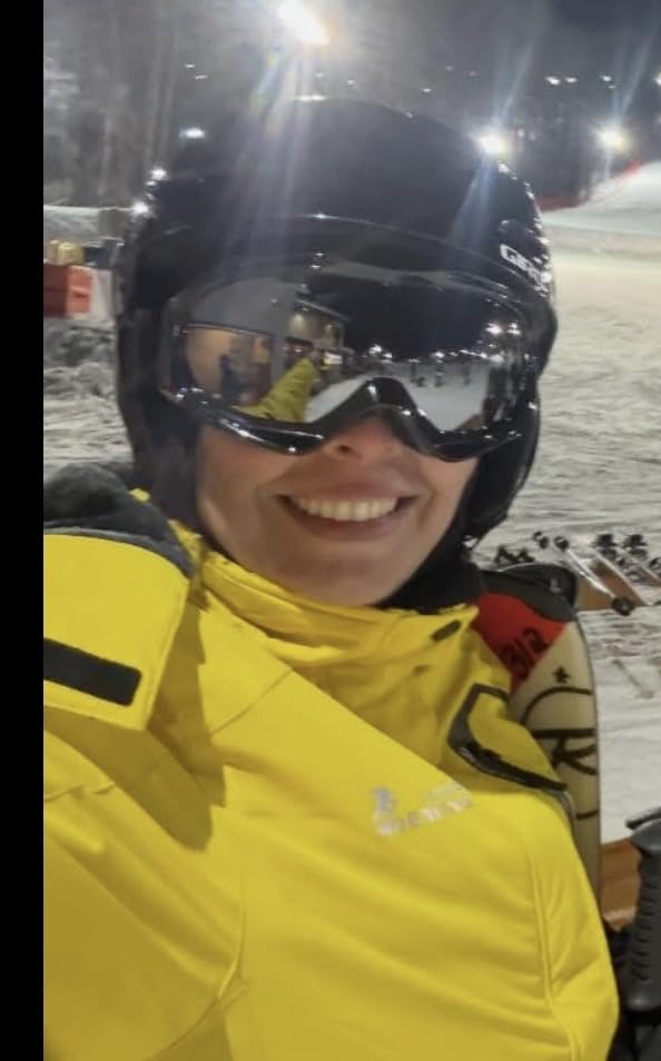 OutdoorMaster OTG Ski Goggles, Snowboard Goggles for Men, Women & Youth | Over Glasses Ski Goggles with Anti-fog UV400 Protection, Helmet Compatibility, and a Soft TPU Frame for Snow Sports. customer photo 2