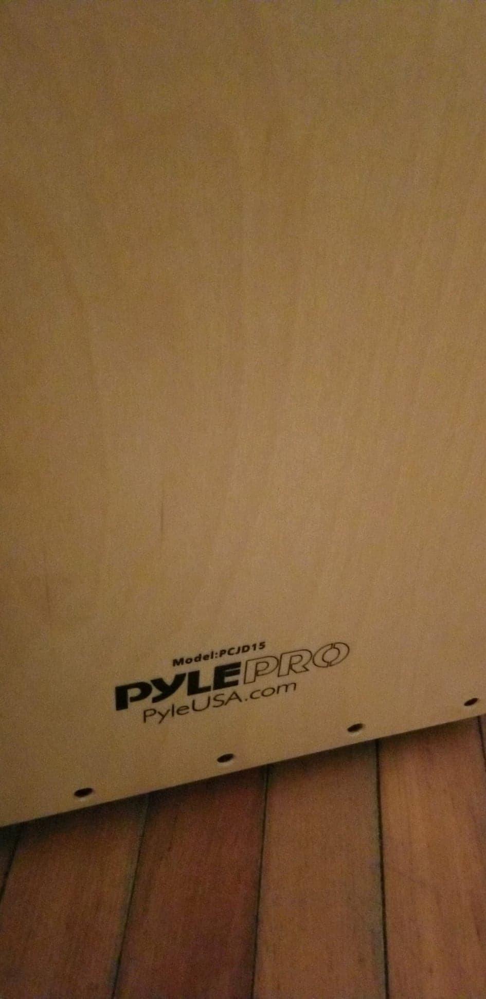 Pyle Stringed Jam Cajon, Handcrafted Birch Wood Percussion Box with Internal Guitar Strings, Compact & Lightweight Acoustic Drum, Anti-Vibration Feet, Brown (PCJD15) customer photo 1