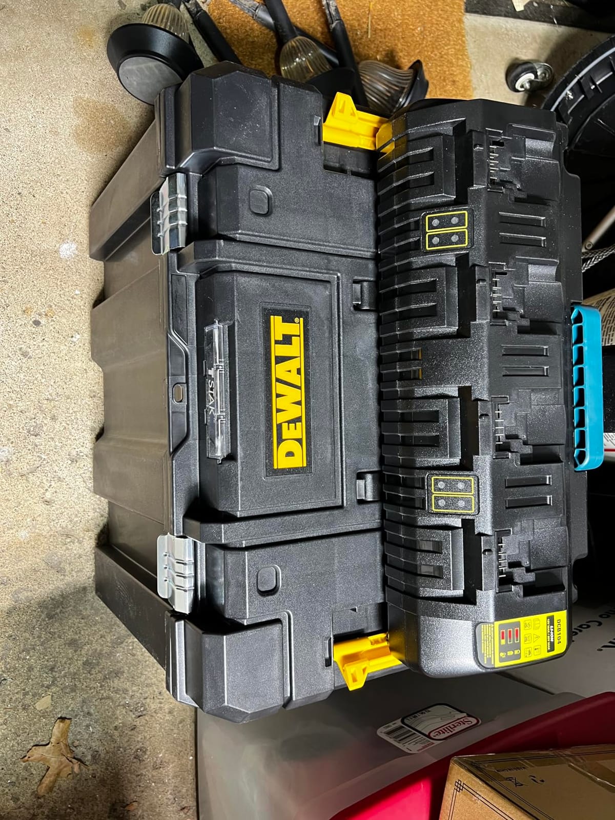 DEWALT Tool Box with Wheels Modular, Large Rolling Tool Box With Telescopic Handle, Portable Carrier Deep Stackable TSTAK Storage (DWST17820) customer photo 1