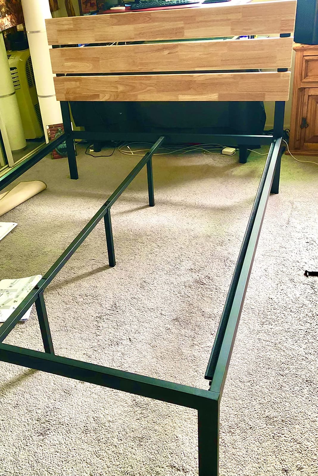 ZINUS Olivia Metal and Wood Platform Bed Frame / No Box Spring Needed / Wood Slat Support / Easy Assembly, Queen customer photo 2