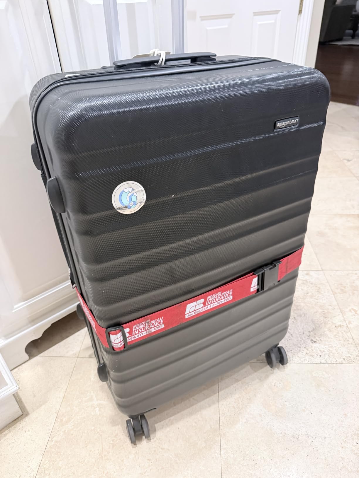 Amazon Basics 3-Piece Hardside Expandable Luggage Set (21