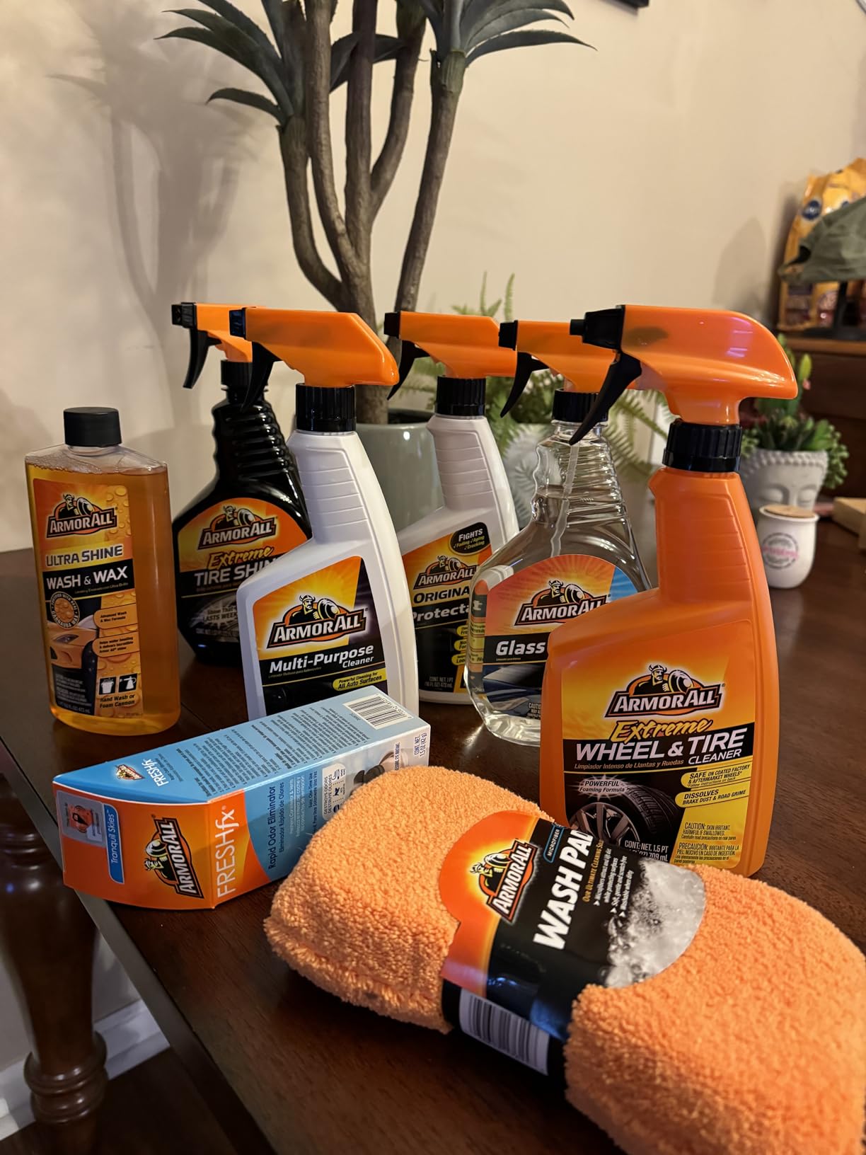 Armor All Ultimate Premier Car Care Kit, 8 Pieces - Tire, Wheel, Exterior and Interior Cleaning customer photo 2