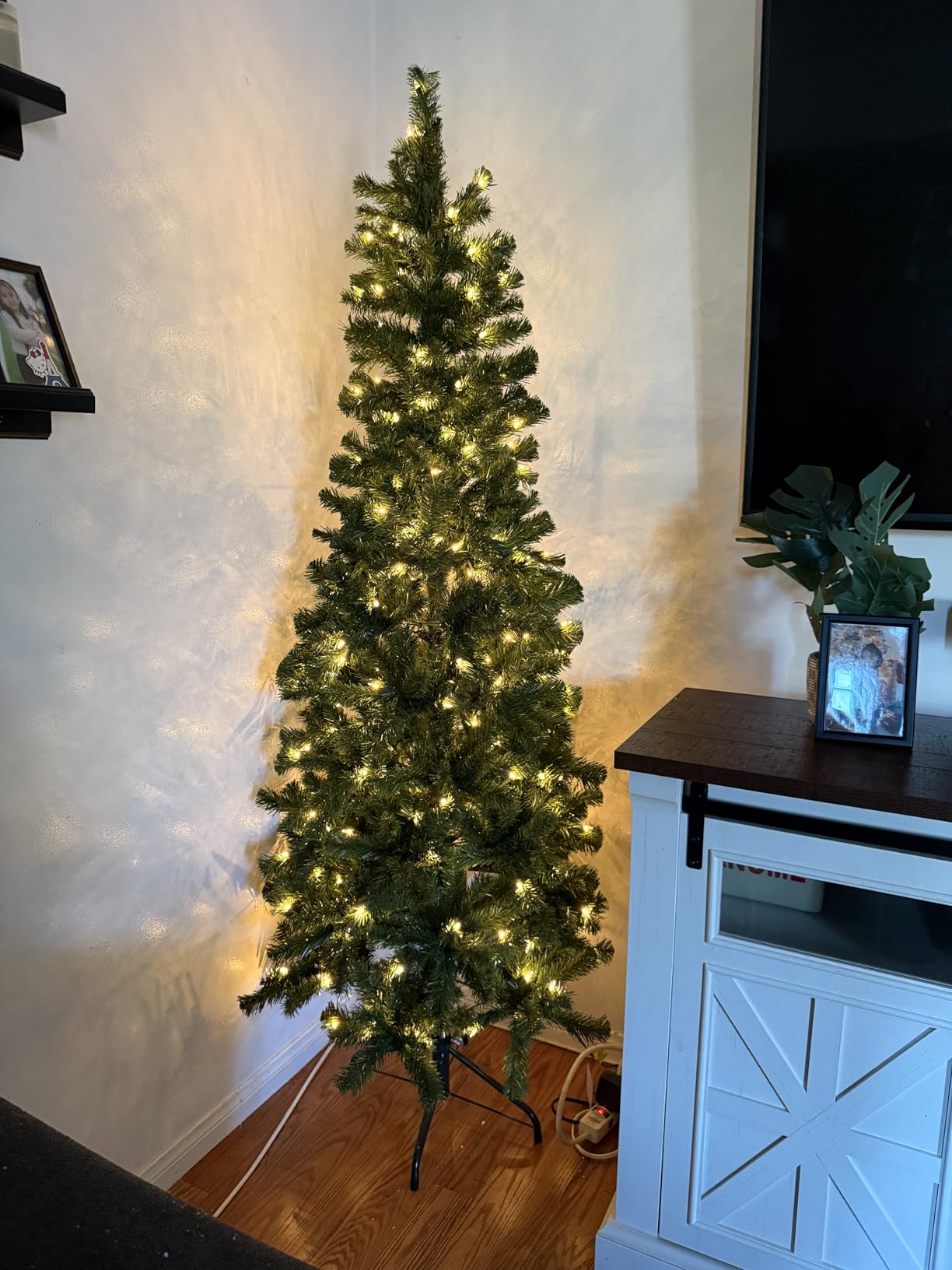 National Tree Company 6ft Pre-Lit North Valley Spruce Slim Christmas Tree | 250 Clear Lights, 636 Tips, Artificial, Includes Stand, Green customer photo 2