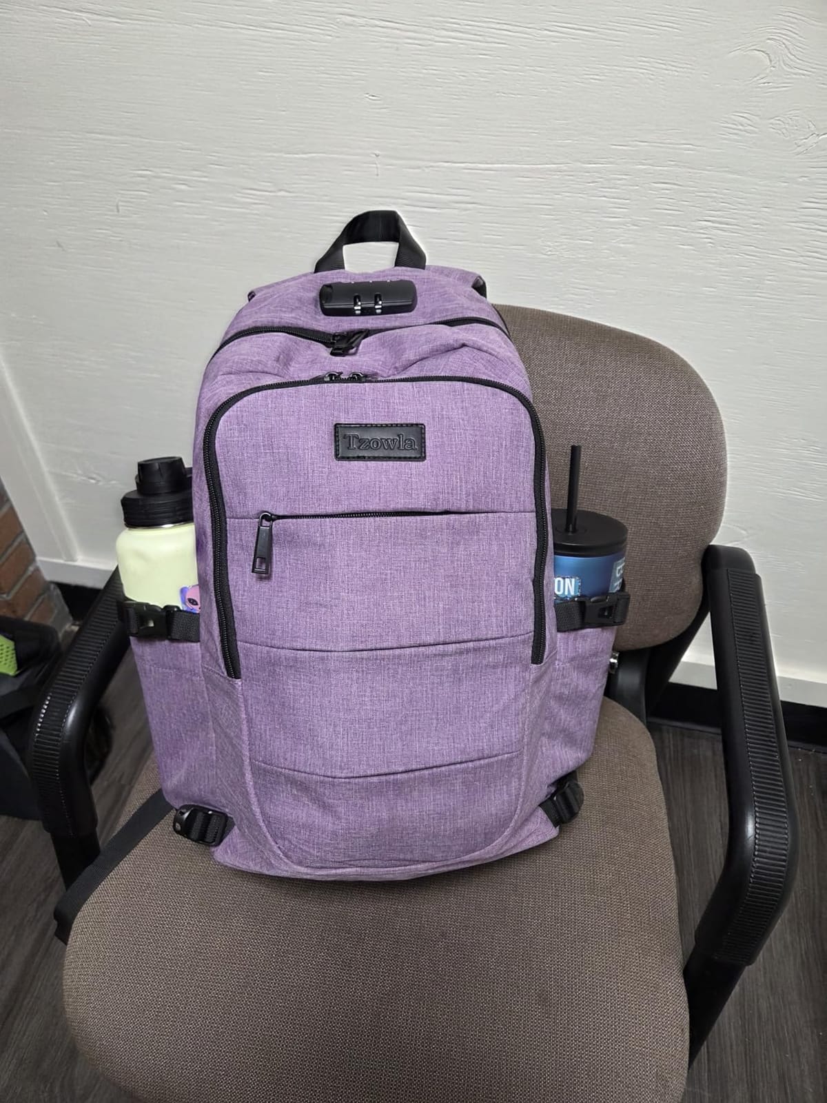 Tzowla Travel Laptop Backpack Water Resistant Anti-Theft Bag with Lock, 15.6 Inch Computer Business Backpacks customer photo 1