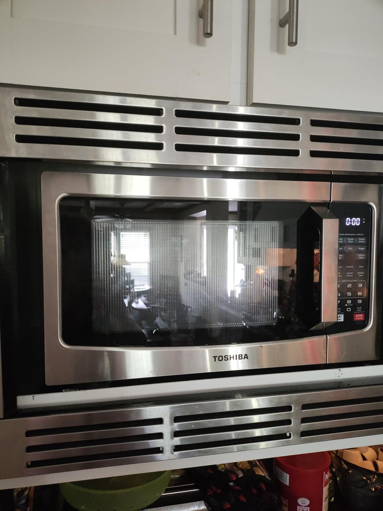 TOSHIBA Countertop Microwave Oven, 1.2 Cu.Ft, 1000W, Stainless Steel | Smart Humidity Sensor, 12 Auto Menus, Mute Function, ECO Mode, Easy Clean Interior customer photo 2