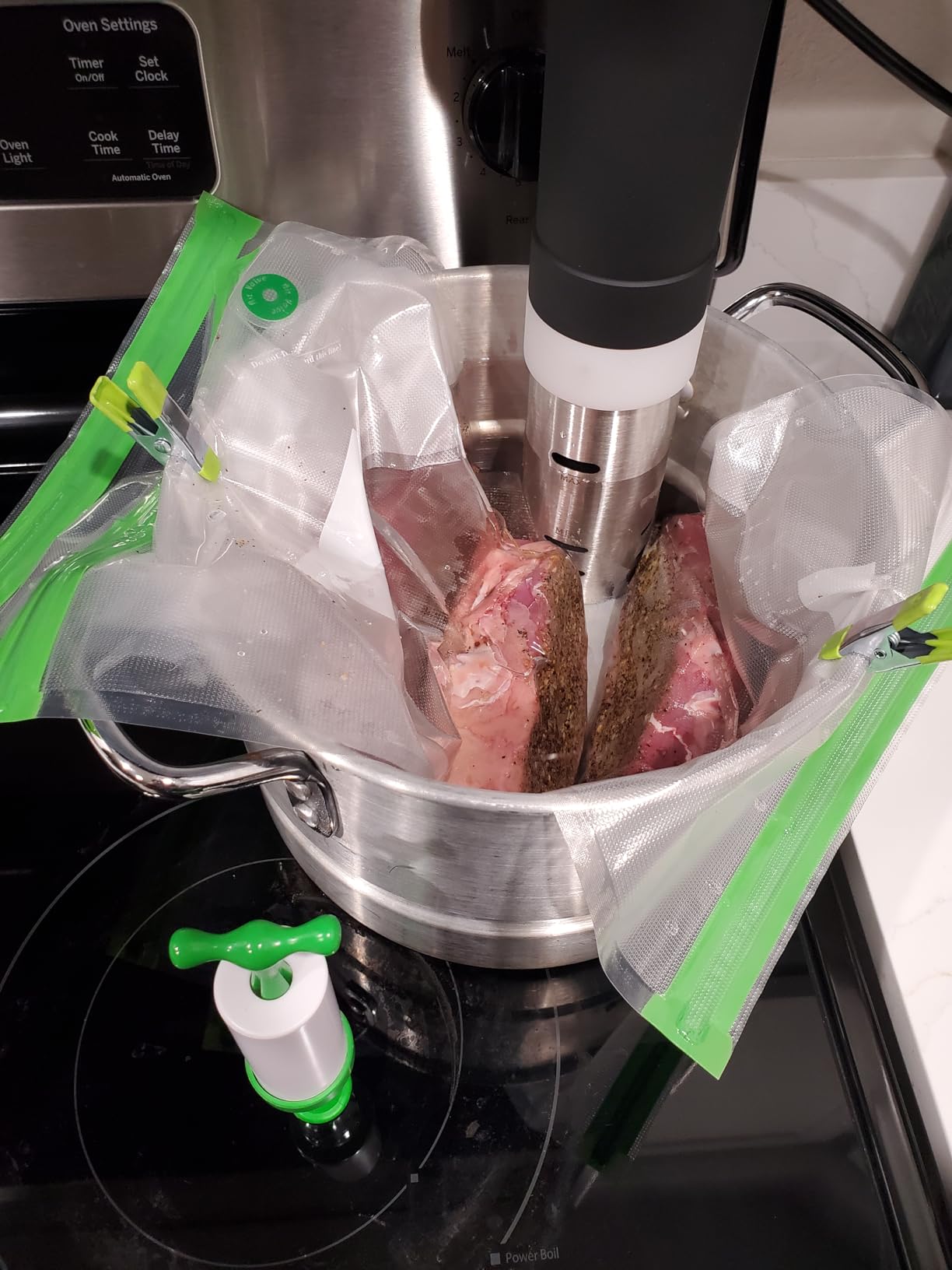 SOUSVIDE ART Sous Vide Cooker Kit - 1000W Immersion Circulator with Vacuum Bags, Pump, Digital Timer and Temperature Control; Complete Sous Vide Machine Cooking Kit for Home Chefs and Beginners customer photo 1
