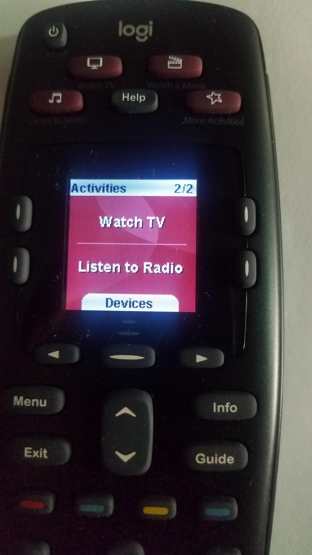 Logitech Harmony 665 Advanced Remote Control (Renewed) customer photo 1