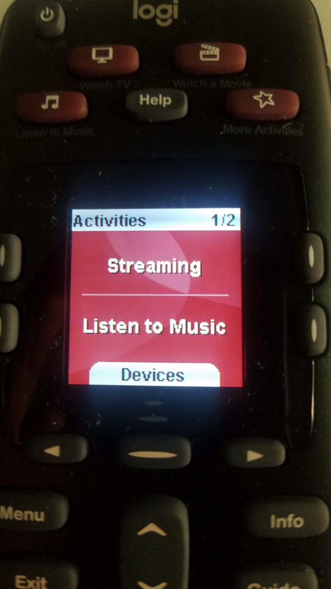 Logitech Harmony 665 Advanced Remote Control (Renewed) customer photo 2