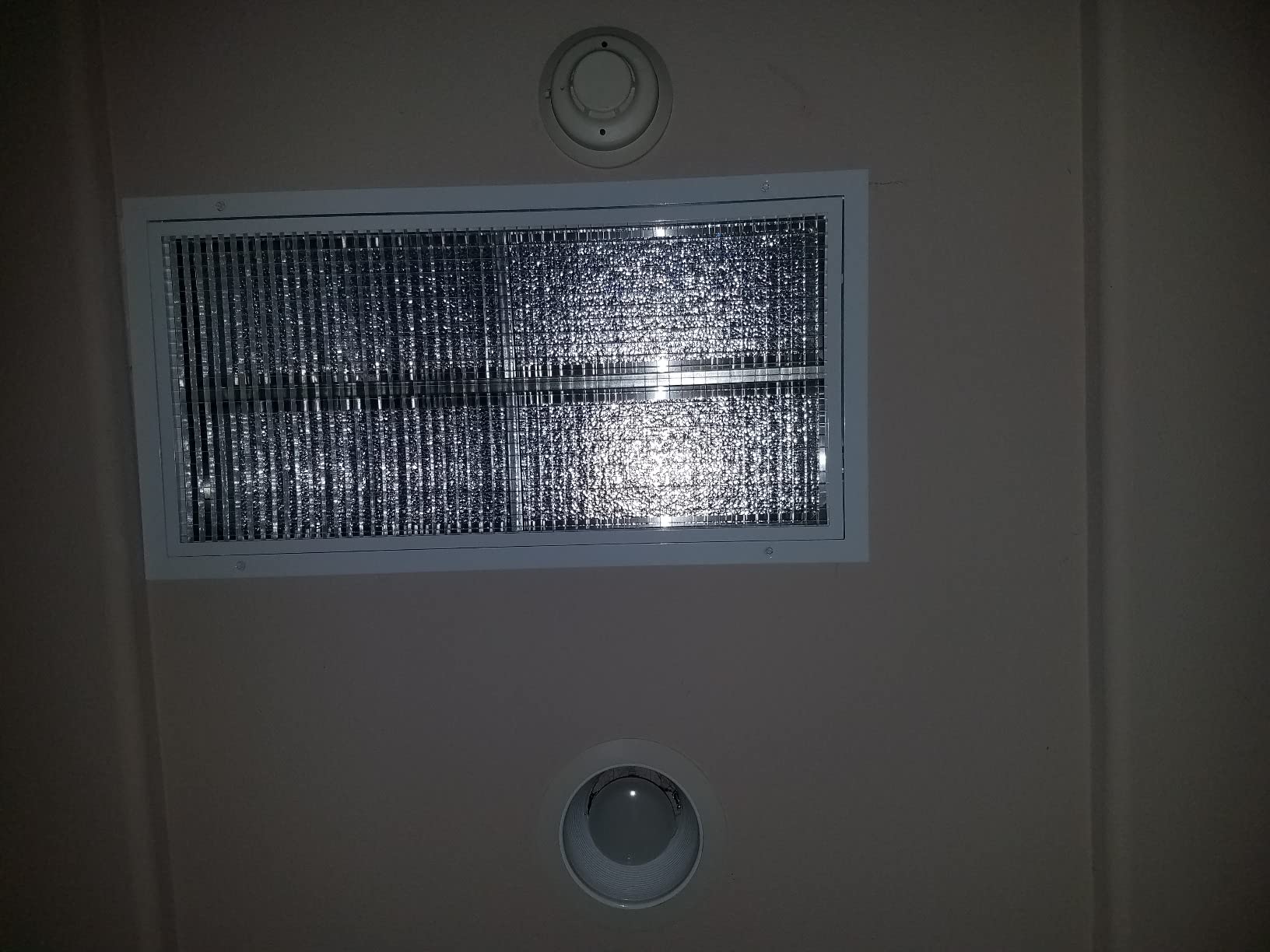 QA-Deluxe 5500 Energy Efficient Whole House Fan 2 Speed Wall Switch & Timer | Low Voltage Plug & Play, Removable Grille, 10 Year Warranty, Up To 3400 Sq Ft 2 Story & 2400 Sq Ft 1 Story customer photo 2