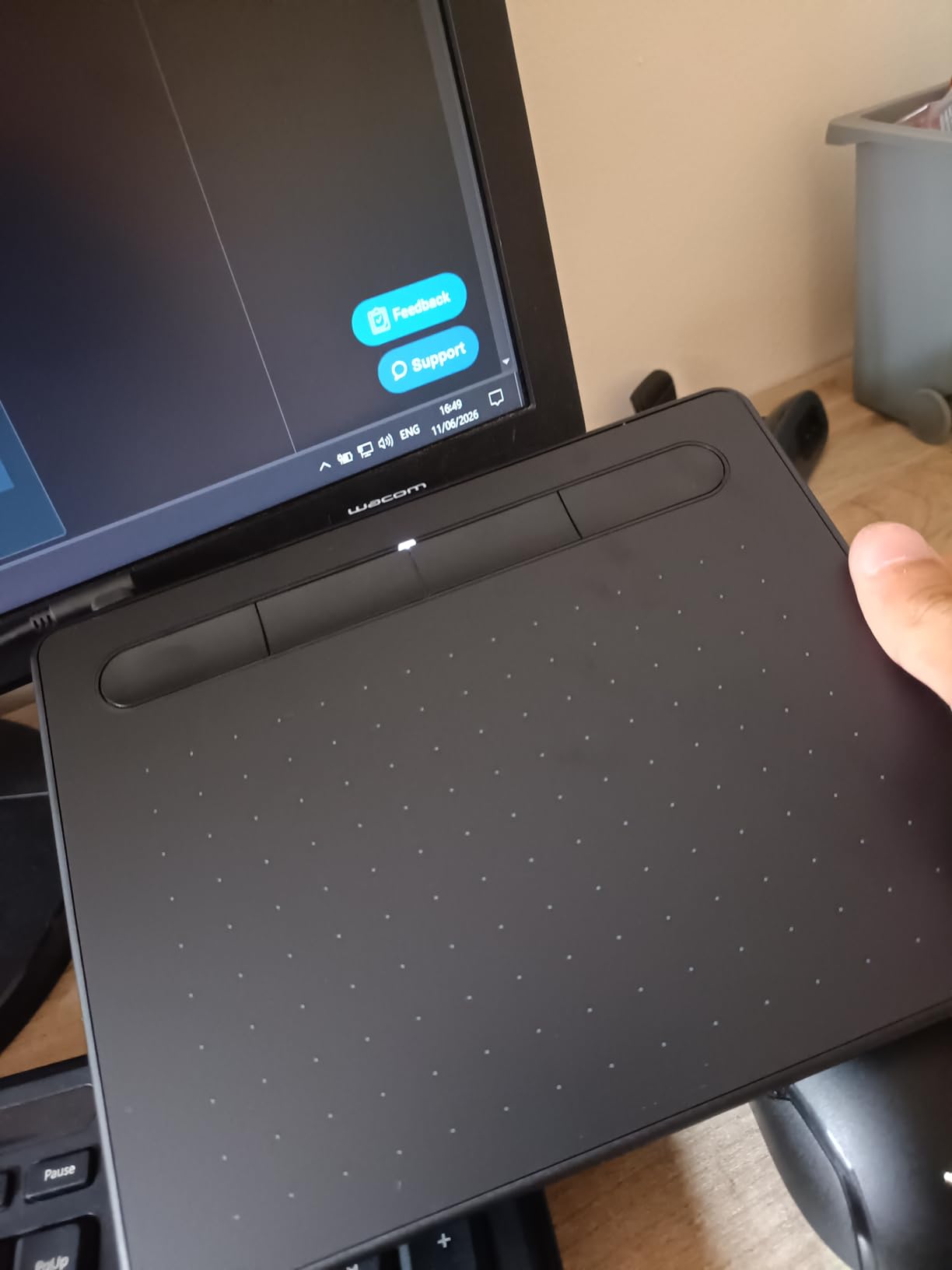 Wacom Intuos Small, Wired Graphic Drawing Tablet with Pen + Software | Battery-free pen, 4 ExpressKeys for shortcuts, works with Mac, Windows & Chromebook customer photo 2