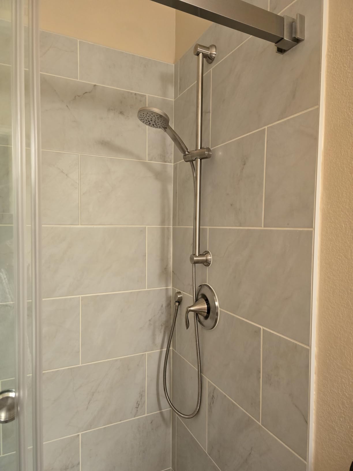 Moen Brushed Nickel Eco-Performance 5-Function Handheld Removable Shower Head, Adjustable 30-Inch Slide Bar and 69-Inch Long Hose, 3558EPBN customer photo 1