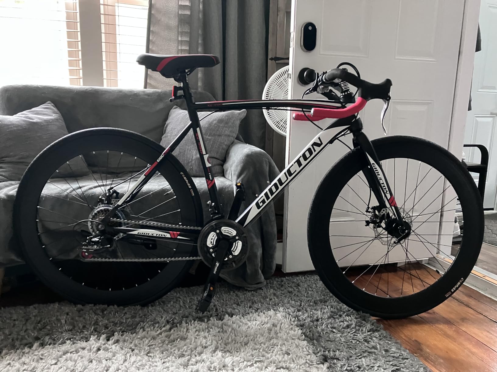 EUROBIKE Bikes EURXC550 21 Speed Road Bike 700C Wheels Road Bicycle Dual Disc Brake Bicycles customer photo 2