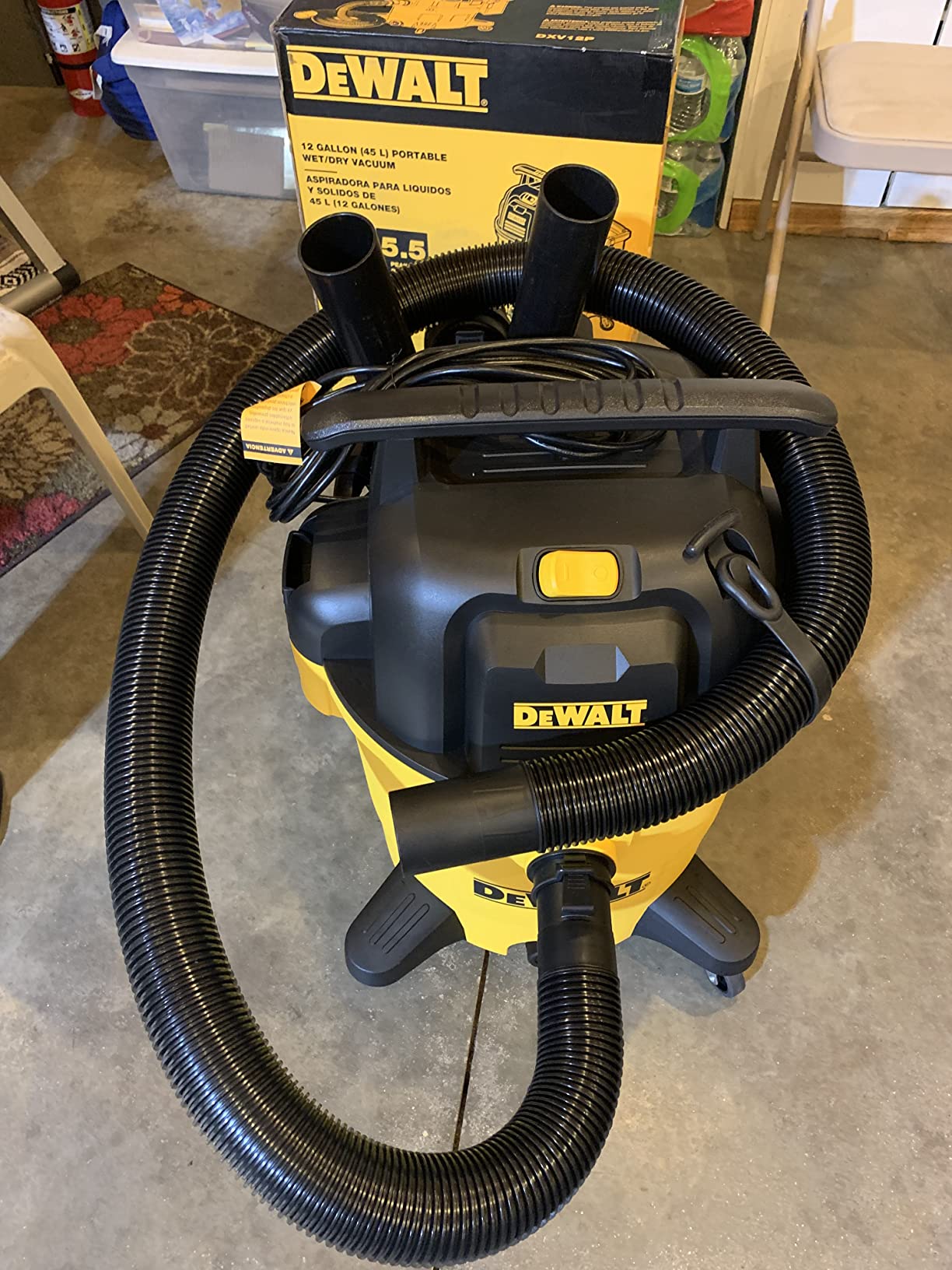 DEWALT 12 Gallon Poly Wet/Dry Vac, 5.5 HP Shop Vacuum Wet Vacuum Cleaner for Workshop, Jobsite, Commericial Area, Large Pick-Up Capacity, Yellow,DXV12P customer photo 1