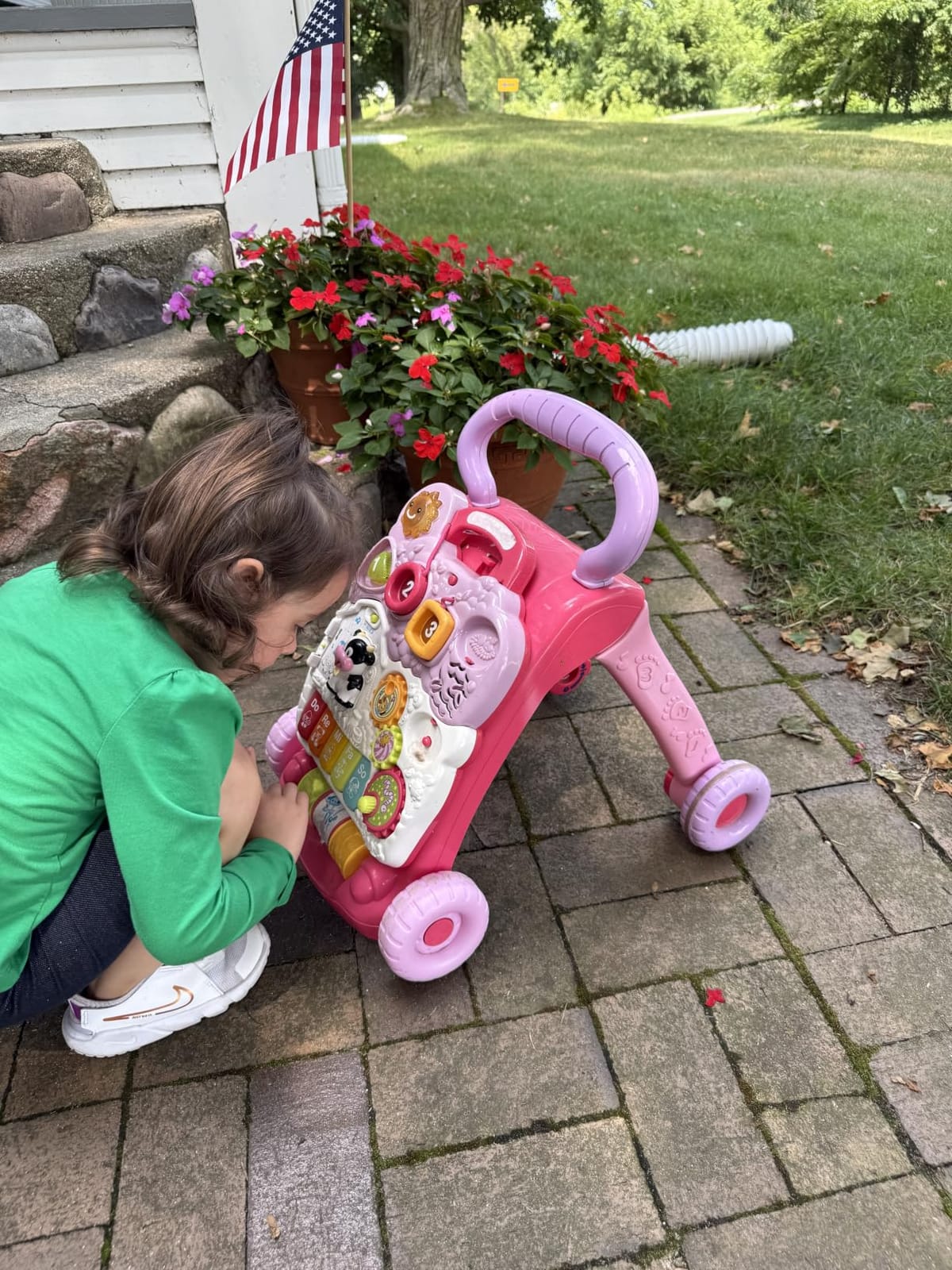 VTech Sit-to-Stand Learning Walker (Frustration Free Packaging), Blue customer photo 2