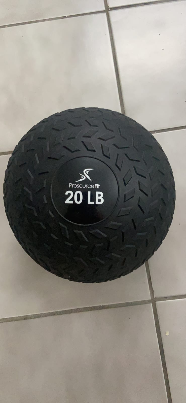 ProsourceFit Slam Medicine Balls 5, 10, 15, 20, 25, 30, 50lbs Smooth and Tread Textured Grip Dead Weight Balls for Strength and Conditioning Exercises, Cardio and Core Workouts customer photo 1