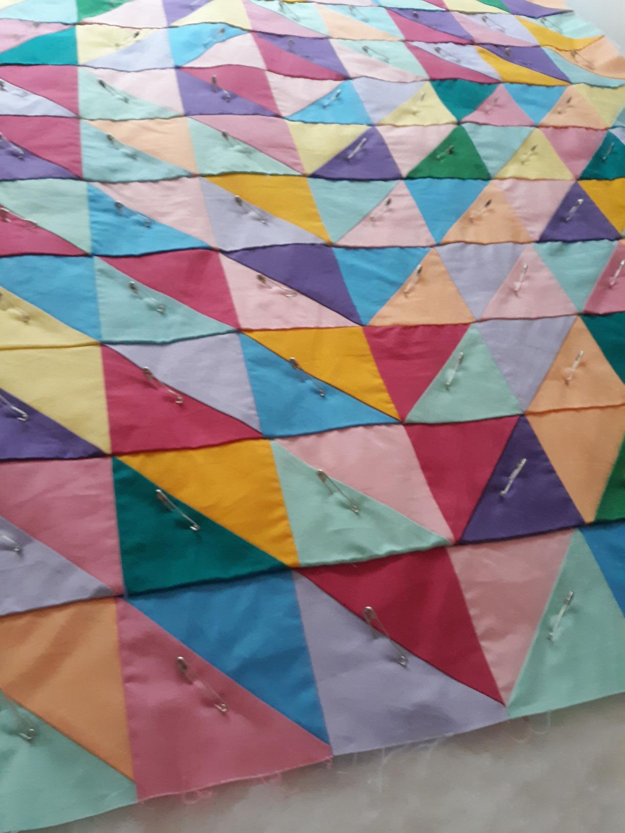 Connecting Threads Triangle Lap Throw Quilt Sewing Kit for Beginners | Kit contains 12 100% cotton fabric fat quarters, makes a throw size 40.5