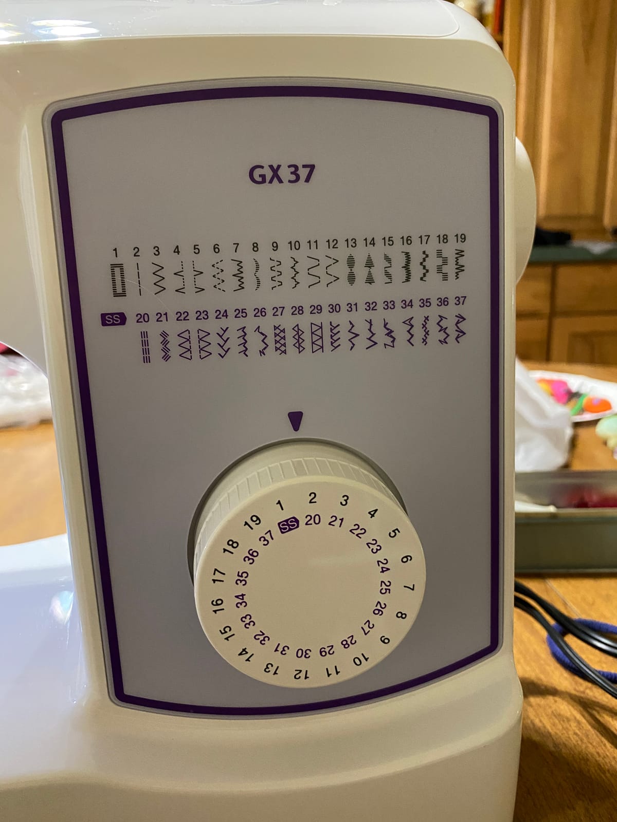 Brother GX37 Sewing Machine 37 Built-in Stitches, 6 Included Sewing Feet, Decorative stitches, The stitches are conveniently printed on the machine customer photo 2