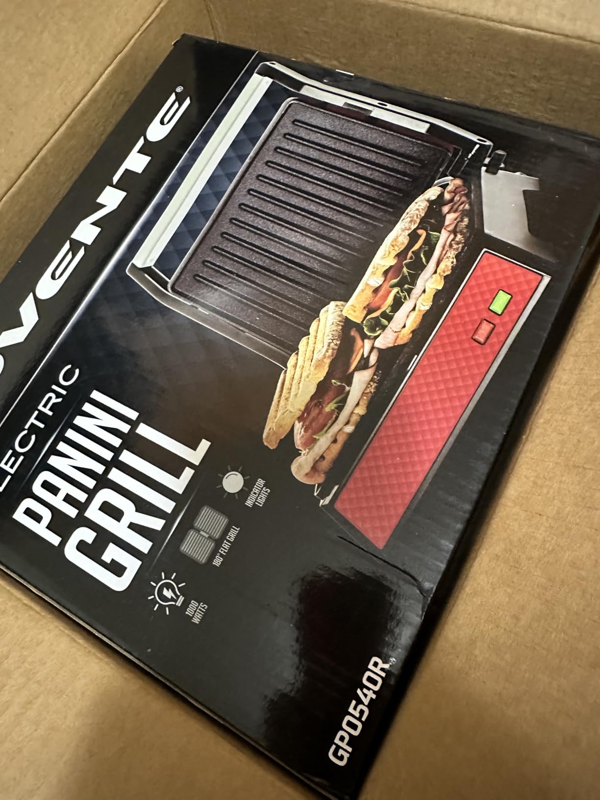 OVENTE Electric Indoor Panini Press Grill + Sandwich Maker, Red GP0620R | Opens 180 Degrees to Fit Any Type or Size of Food, 1000W Indoor Cooking Perfect for Quesadillas, Burgers & More customer photo 2