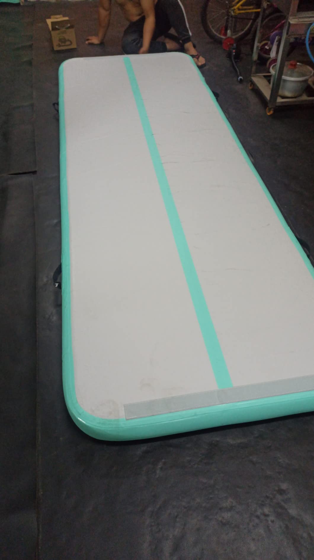 AKSPORT Gymnastics Air Mat Tumble Track Tumbling Mat Inflatable Floor Mats with Air Pump for Home Use/Tumble/Gym/Training/Cheerleading/Parkour/Beach/Park/Water customer photo 1