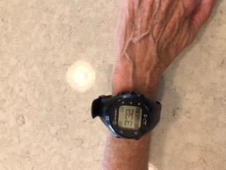 TecTecTec ULT-G Golf GPS Watch - Simple & Easy Distance Watch, No App Required on Course, Front/Back/Middle Distances, 38,000+ Courses Preloaded customer photo 2