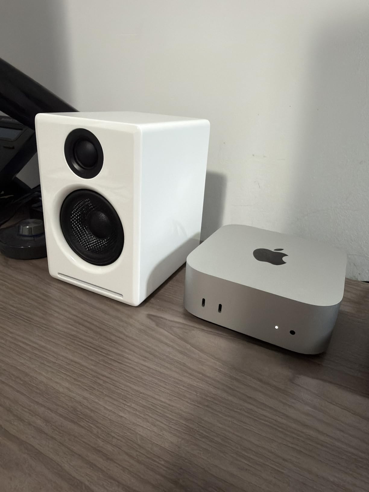 Audioengine A2+ Wireless Computer Speakers - Bluetooth Desktop Speakers with 24-Bit DAC for PC, Mac, Gaming and Music customer photo 1