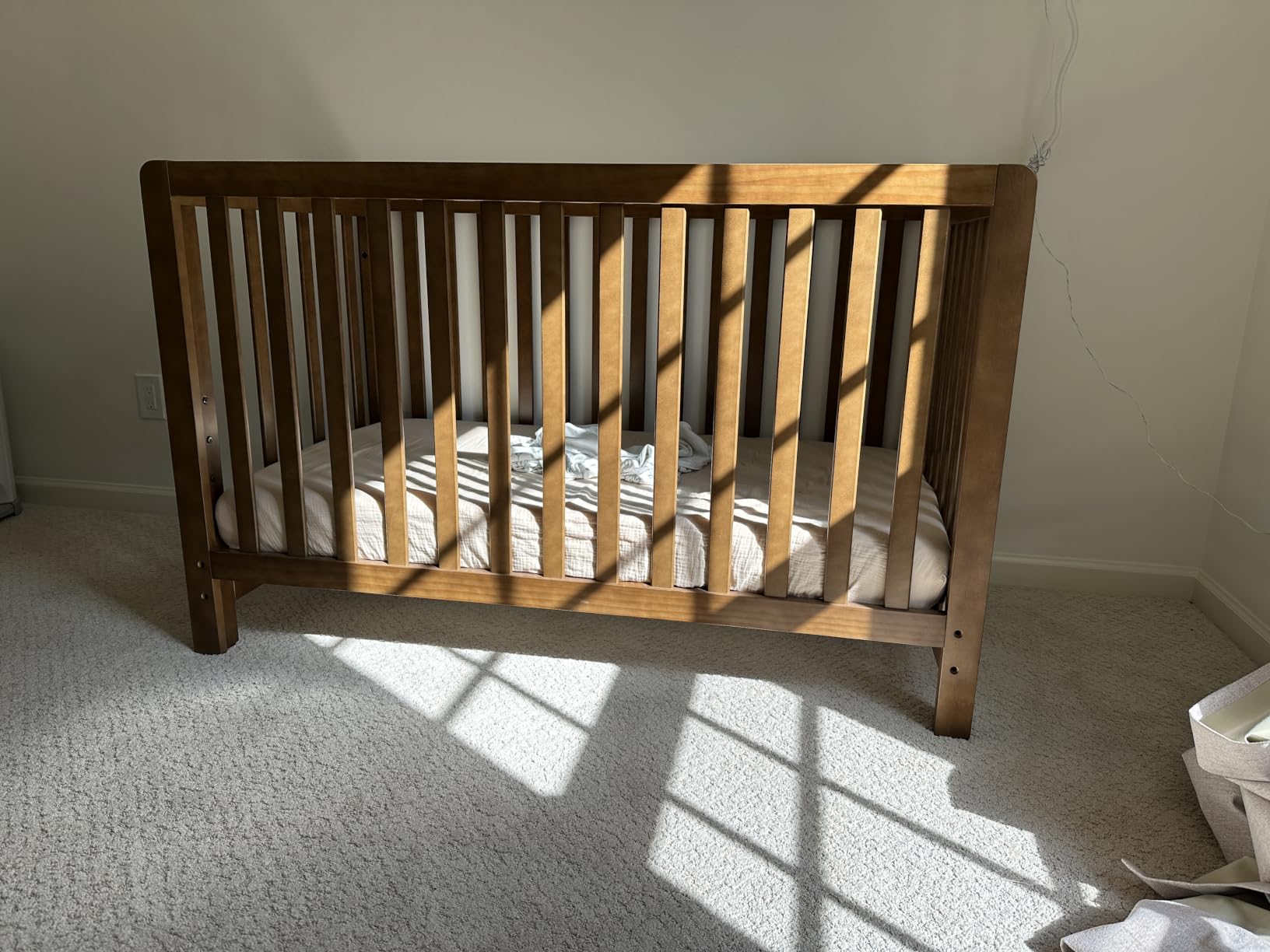 DaVinci Carter's Colby Low-Profile 4-in-1 Baby Crib, Washed Natural | GREENGUARD Gold Certified, Converts to Toddler Bed, Daybed & Full-Size Bed, 4 Adjustable Mattress Heights - Easy to Assemble customer photo 1