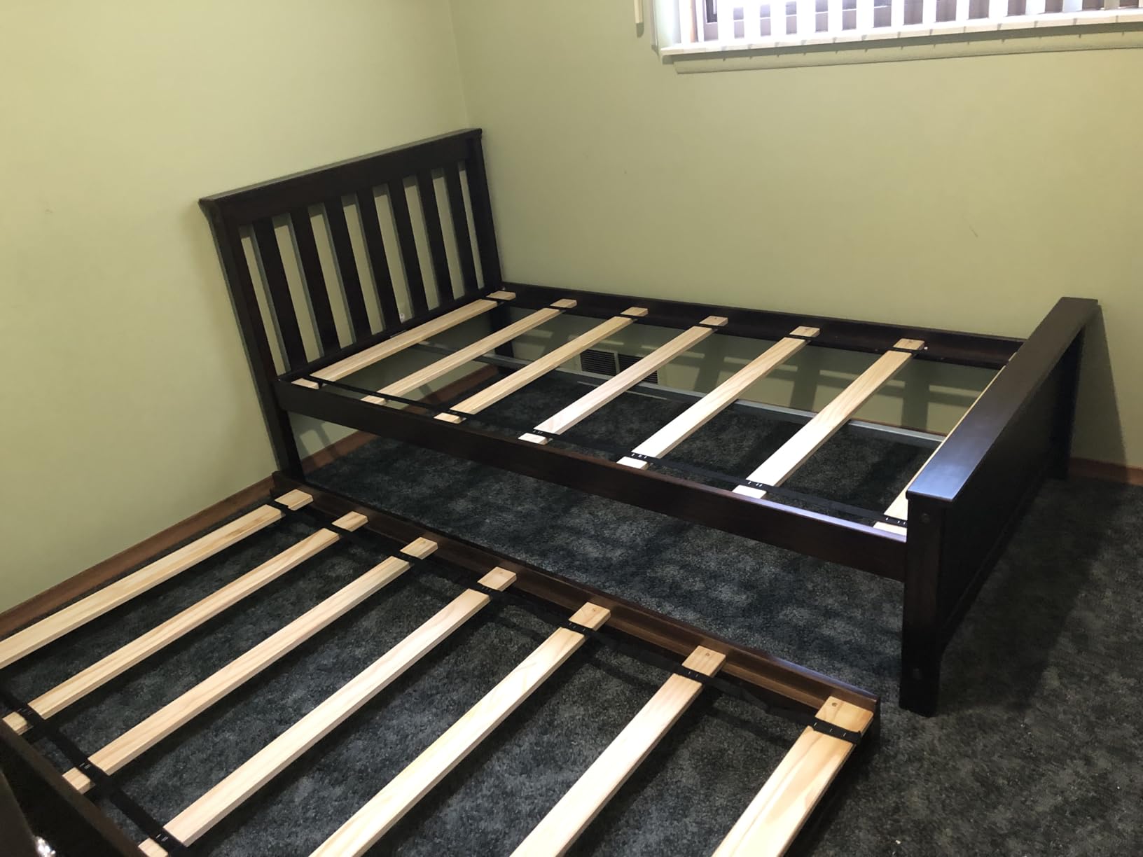 Max & Lily Twin Bed, Wood Bed Frame with Headboard for Kids with Trundle, Slatted, Blue customer photo 1