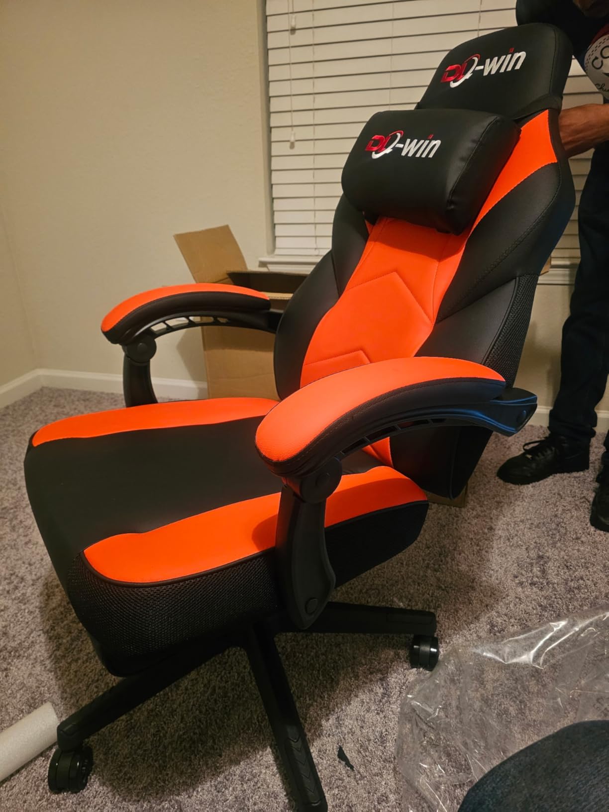 LEMBERI Ergonomic Gaming Chair with Footrest, 400lb Weight Capacity, Gray | Big and tall racing style computer video game chair for adults, PU leather with headrest and lumbar support customer photo 1