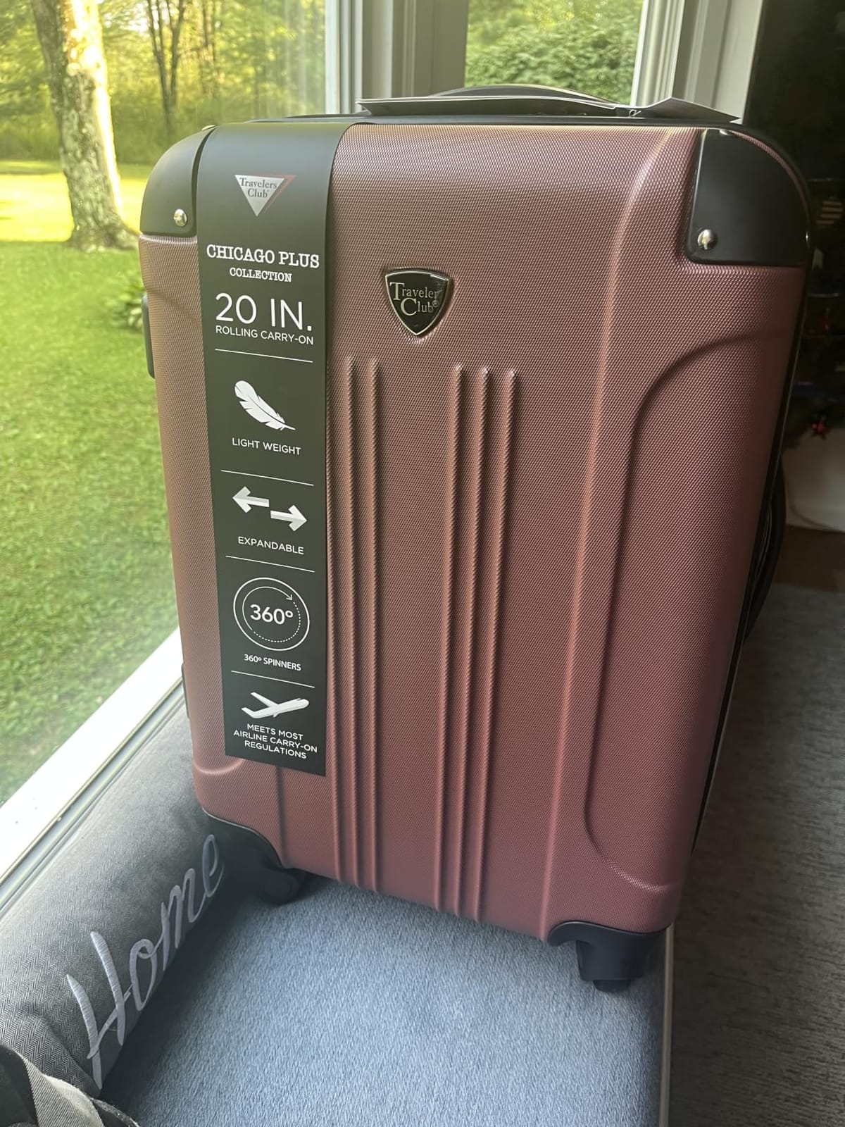 Chicago Hardside Expandable Spinner Luggage, Rose Gold, 3 Piece Set customer photo 1