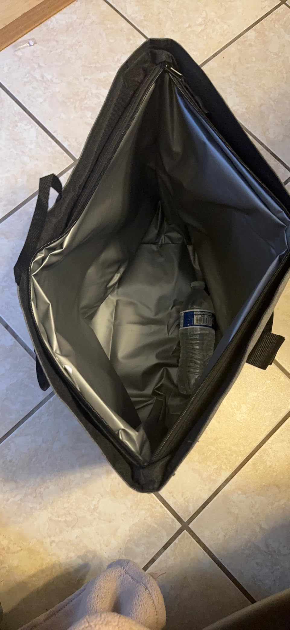 Jumbo Insulated Cooler Bag, Heavy Duty Soft Insulated Grocery Bag, Charcoal | Thermal insulation keeps food warm or cold, convertible handles to carry sideways for pizza, delivery bag, beach, travel. customer photo 2