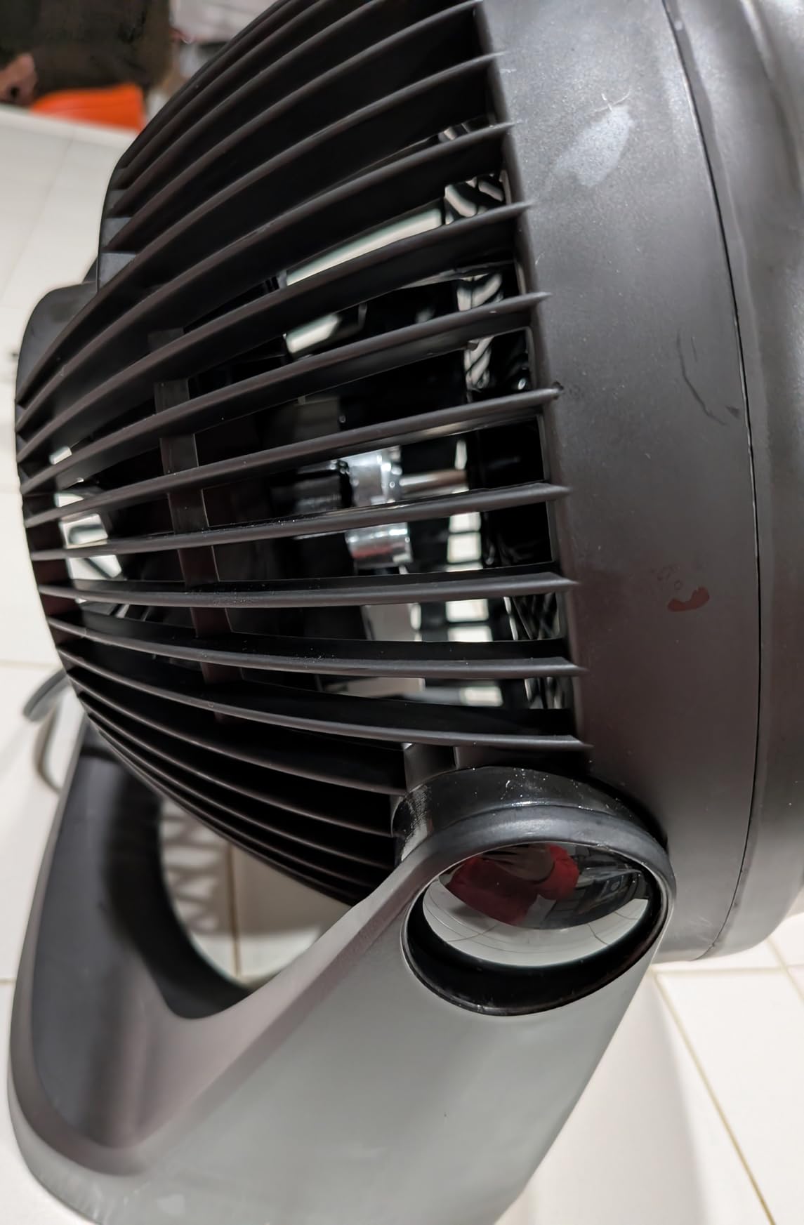 Amazon Basics Air Circulator Desk Fan for Bedroom, Home and Office, 90-Degree Tilt Head, 3 Speed Settings, Cooling, 35 Watts, Black, 11.1