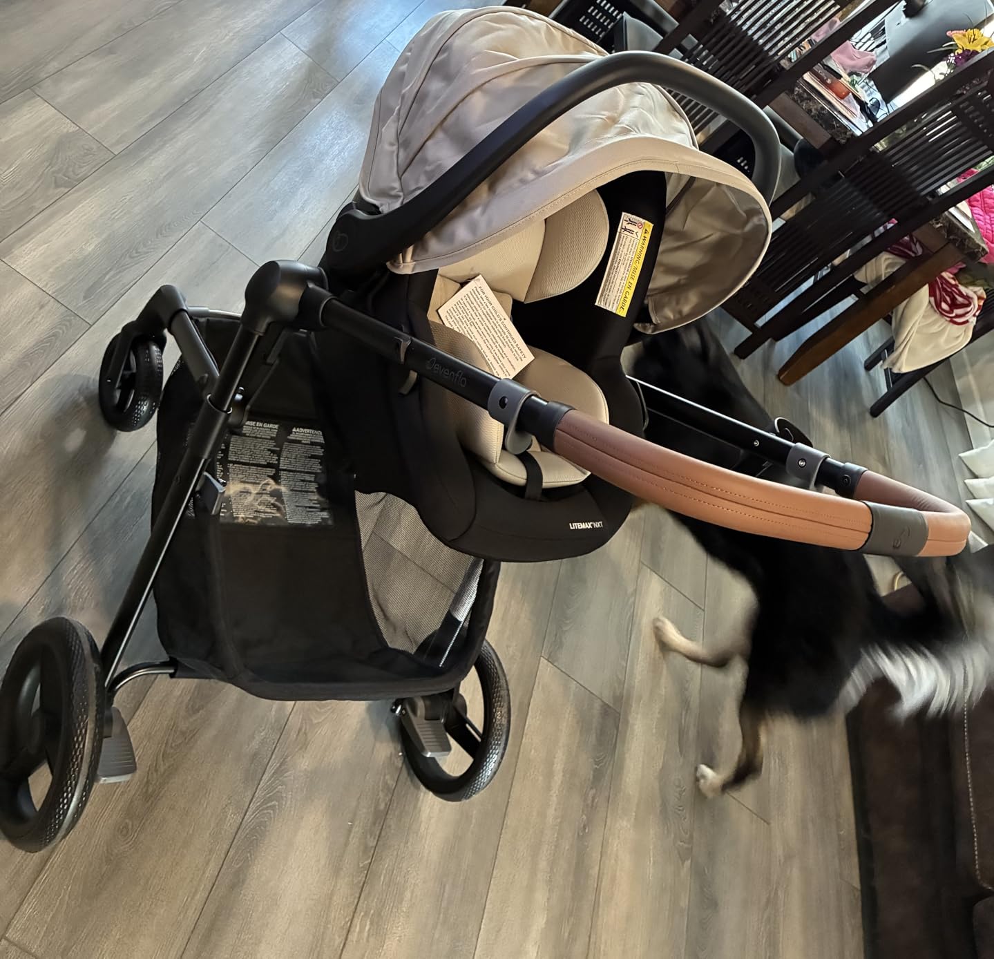 Evenflo Pivot NXT Travel System with LiteMax NXT Preemie and Infant Car Seat customer photo 1