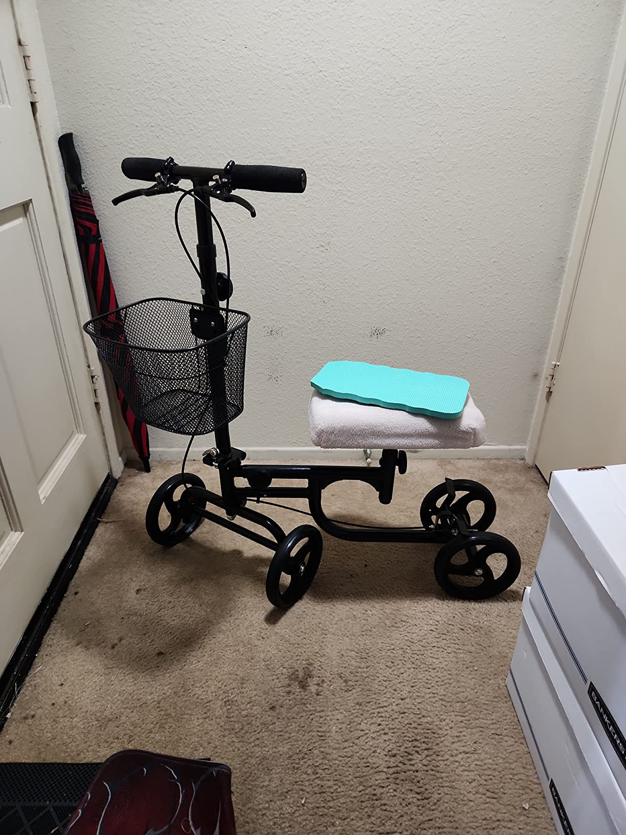 BodyMed Knee Walker, Steerable for Foot Injuries - Adjustable Scooter with Dual Brakes, Detachable Metal Basket & Cushioned Pad - Better Alternative to Crutches for Leg Recovery customer photo 1