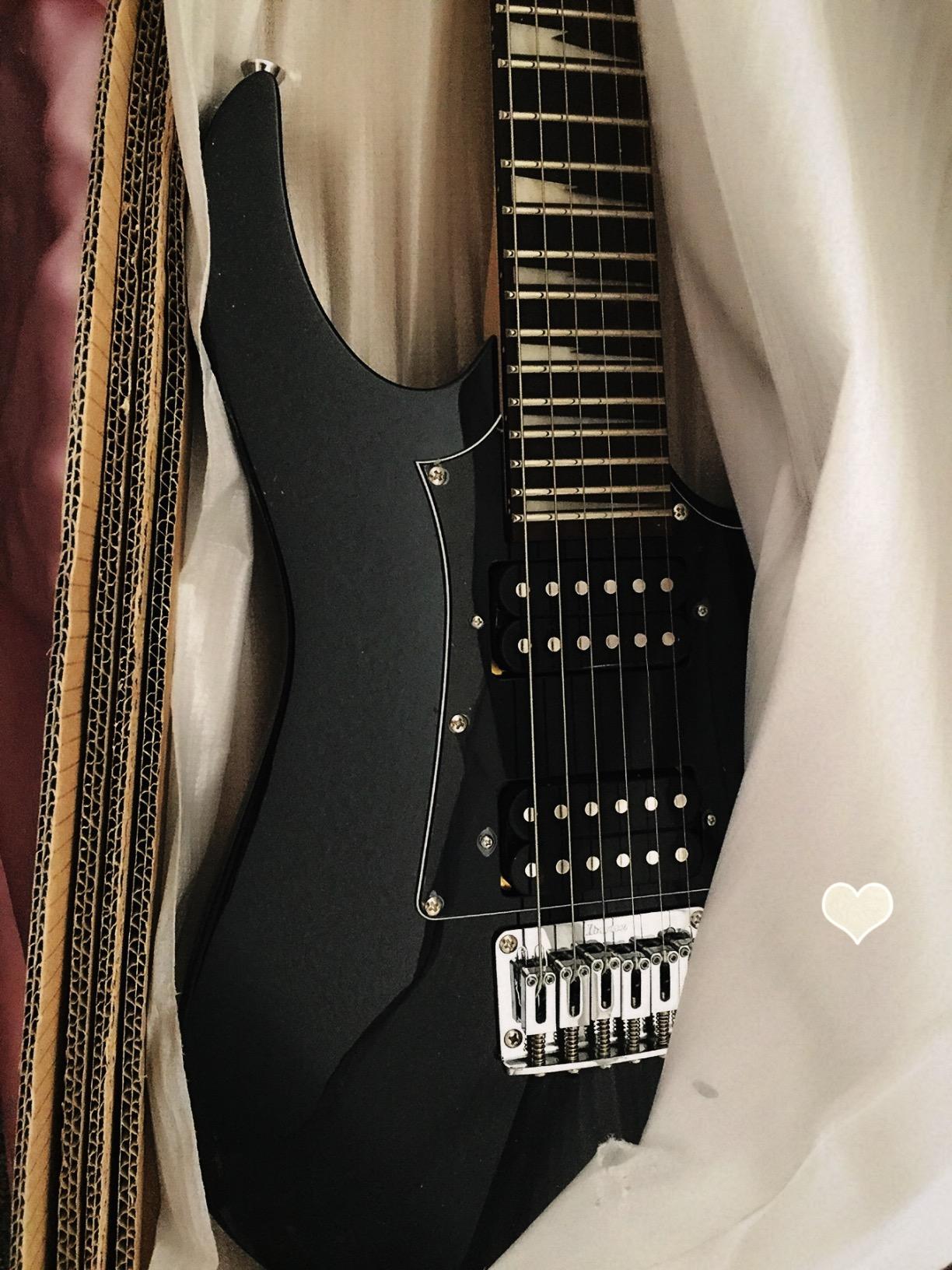 Ibanez GRGM21 GIO Mikro Electric Guitar, Blue Burst | Travel guitar with 24 frets, dual humbuckers and maple fretboard customer photo 2