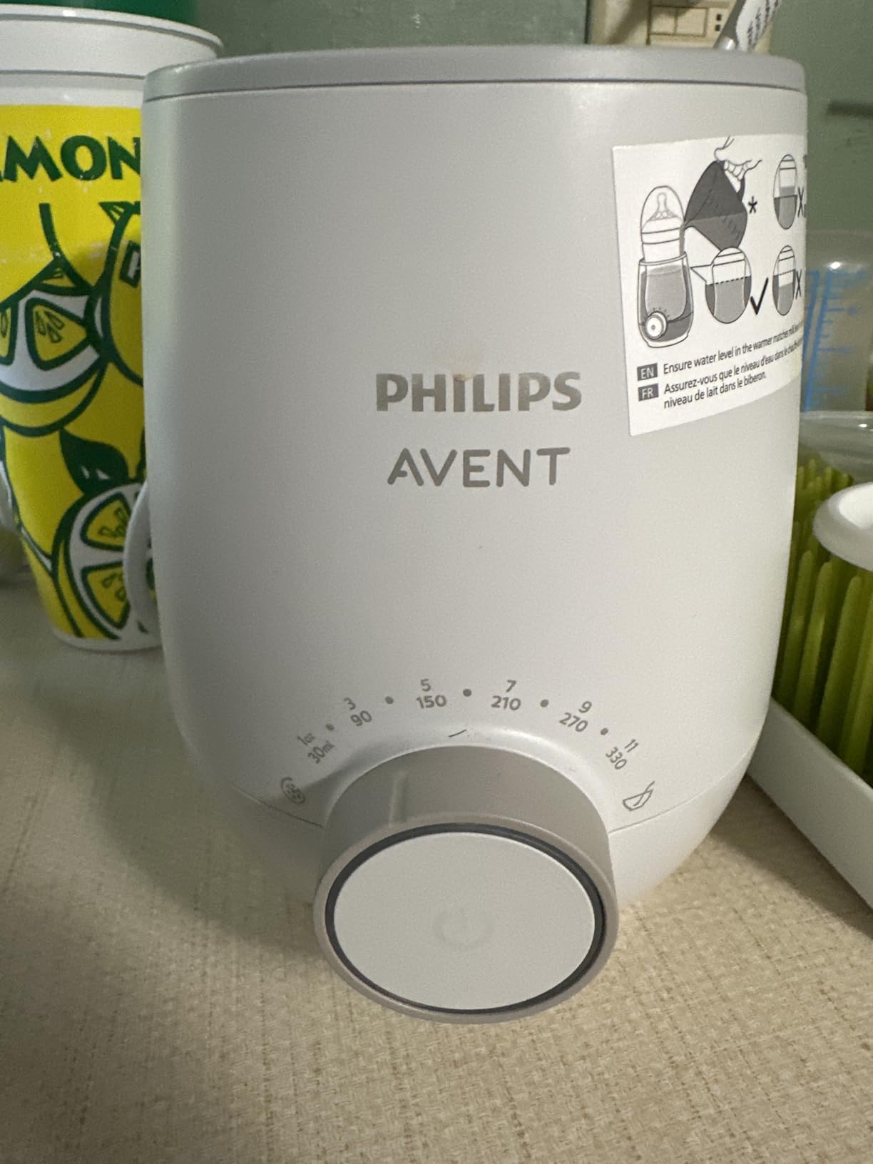 Philips Avent Premium Fast Bottle Warmer with Smart Temperature Control | Warms Milk in 3 Minutes, Water Bath Technology, No Hot Spots, Auto Shut-Off, Fits Most Bottle Brands, SCF358/00 customer photo 1