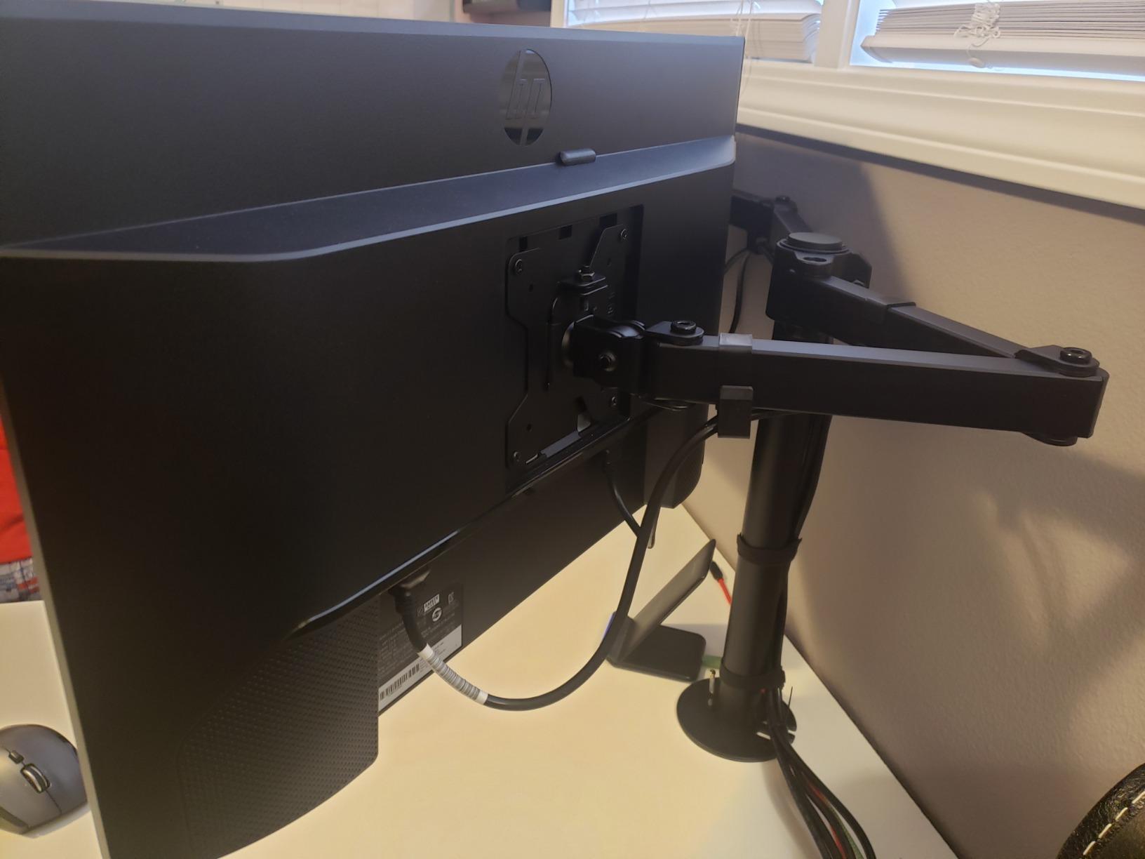 HP 24mh FHD Monitor - Computer Monitor with 23.8-Inch IPS Display (1080p) - Built-in Speakers and VESA Mounting - Height/Tilt Adjustment for Ergonomic Viewing - HDMI and DisplayPort customer photo 1
