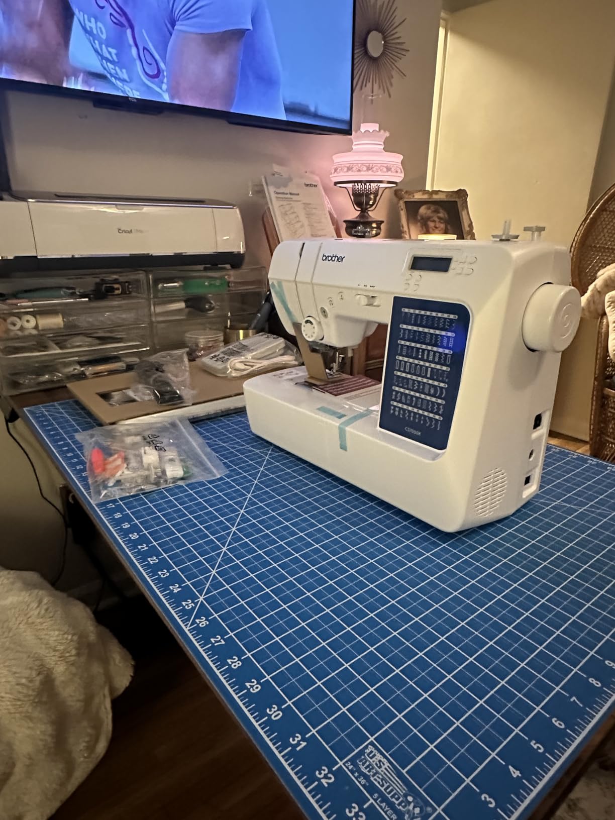 Brother CS7000X Sewing and Quilting Machine LCD Display, 70 Built-in Stitches, LCD Display, Wide Table, 10 Included Feet customer photo 1