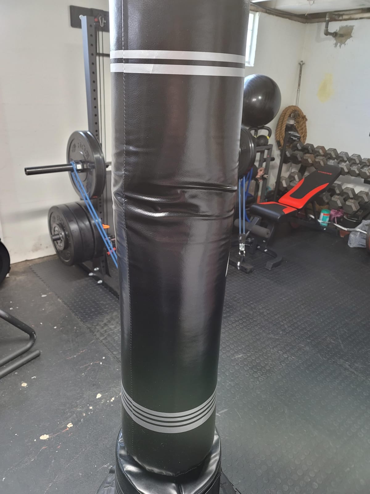 GIKPAL Freestanding Punching Bag for Adults, Heavy Boxing Bag with Stand | 12-Suction-Cup Stable Base, Tear-Resistant PU Leather, No-Spring Quiet Rebound, Sand/Water Fillable, Kickboxing & Cardio customer photo 1